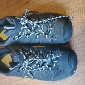 Women's Keen Hiking Shoes